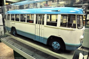 Затем производился на Ликинском автобусном заводе с 1959 по 1970 год  ( ЛиАЗ). Был основной моделью автобуса в городских автобусных парках Советского Союза в 60-х и начале 70-х годов XX века. 